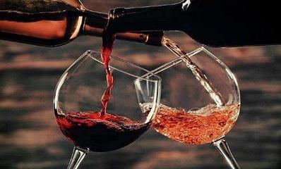 白酒是“豎著放”,但為什么紅酒是“橫著放”,有什么講究?